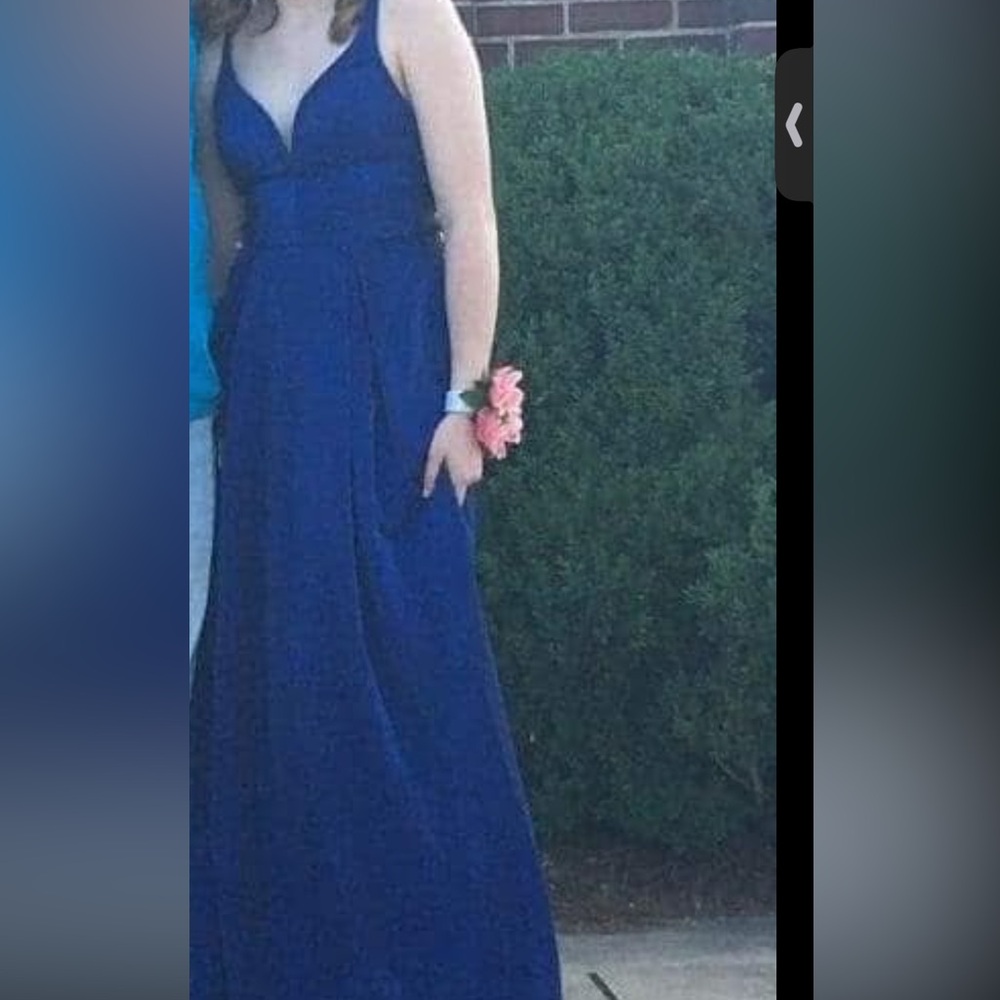Elegant Blue Evening Gown